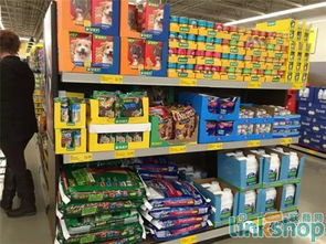 Aldi超市震撼零售圈 鞋帽區探秘，低成本與高效率的完美融合